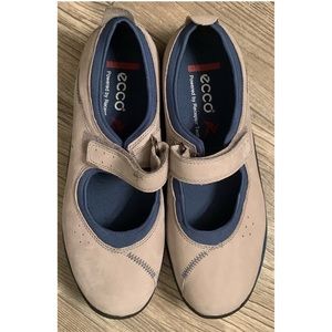 ECCO Size 38 Mary Jane Comfort Loafers